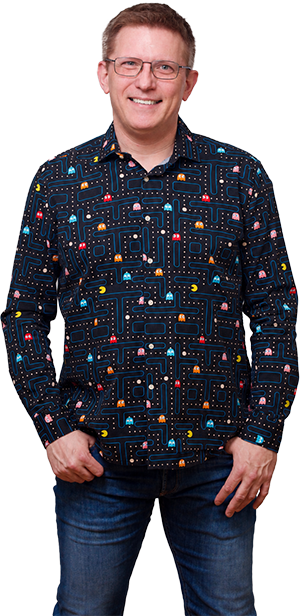 Matthias van den Nieuwendijk im Pac-Man-Hemd
